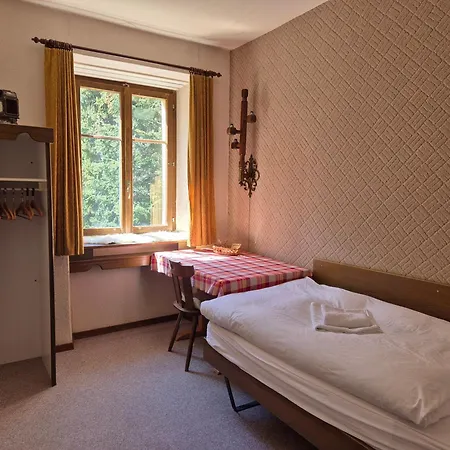 Guest house Loetschberg Zentrum Kippel