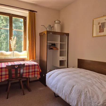 Loetschberg Zentrum Guest house
