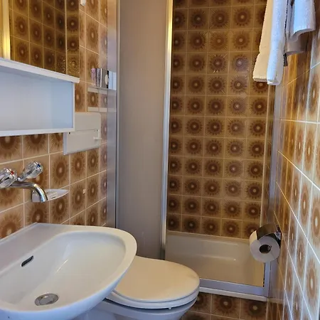 Guest house Loetschberg Zentrum Kippel